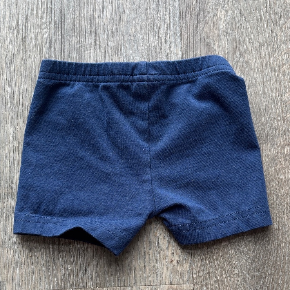 Set of Three Floral, Navy, and Pink Shorts Size 6 months - Picture 8 of 11